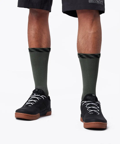 Muc-Off Technical Socks 9-11 GREEN (20464) Muc-off