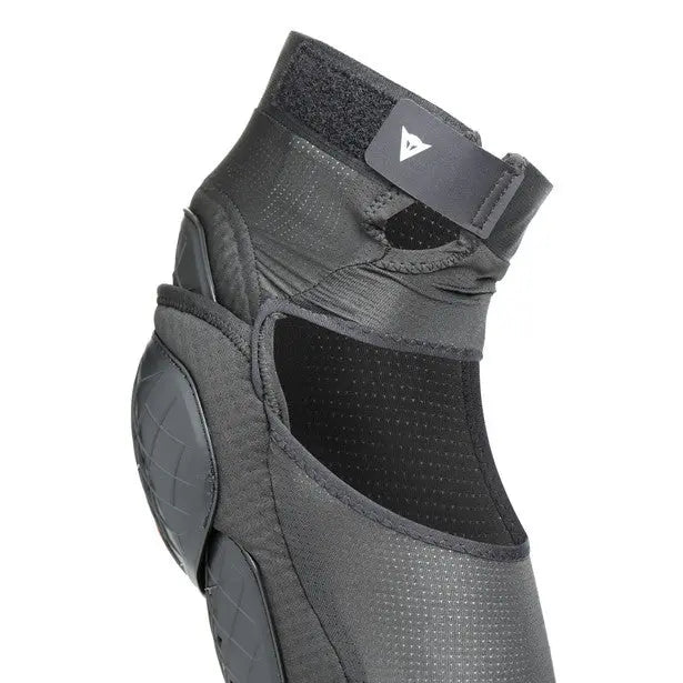 CODERA DAINESE ARMOFORM PRO ELBOW GUARDS  BLACK Dainese