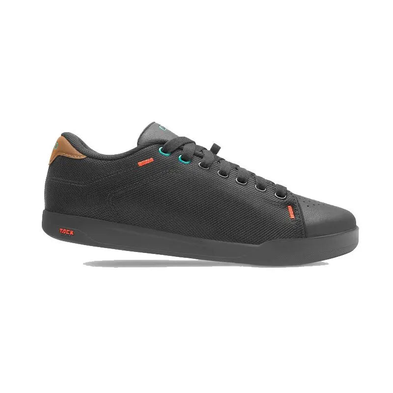 ZAPATILLA GIRO DEED BLACK SPARK Giro