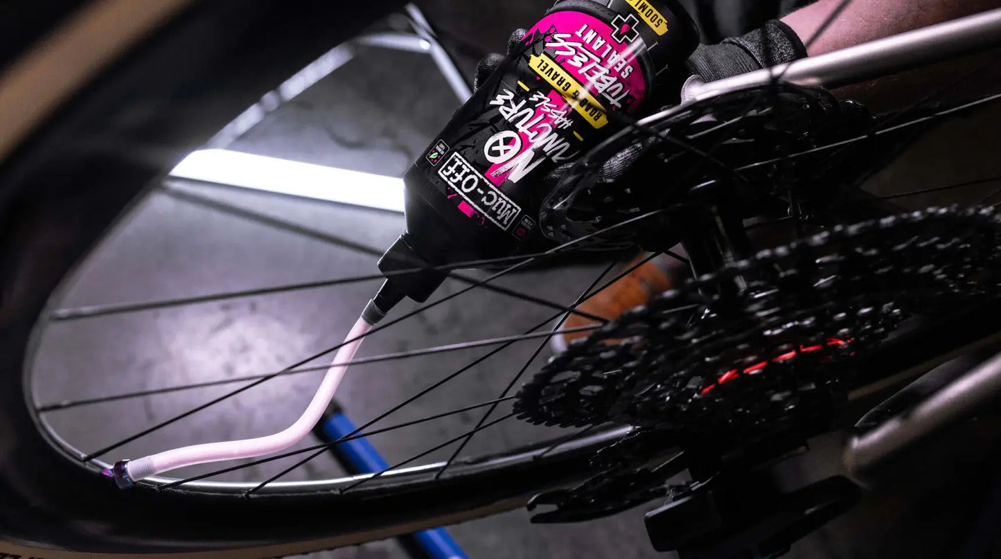 LIQUIDO TUBULAR NO PUNCTURE HASSLE RUTA Y GRAVEL MUC-OFF 1L - Bianchi Store