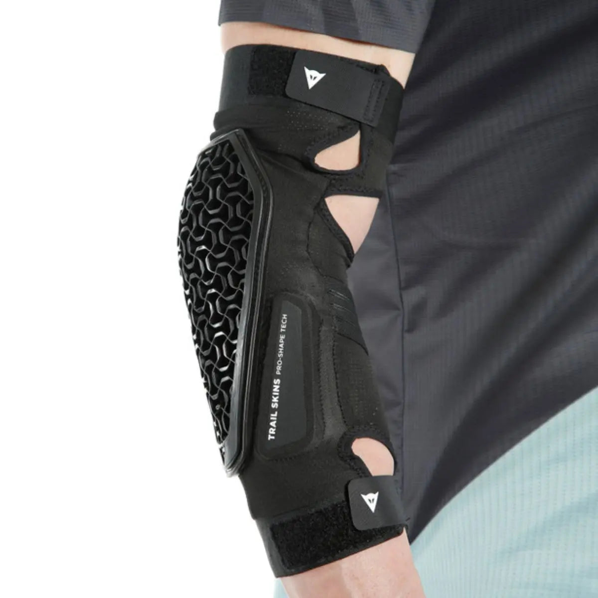 CODERA MTB DAINESE TRAIL SKINS PRO ELBOW GUARDS  BLACK Dainese