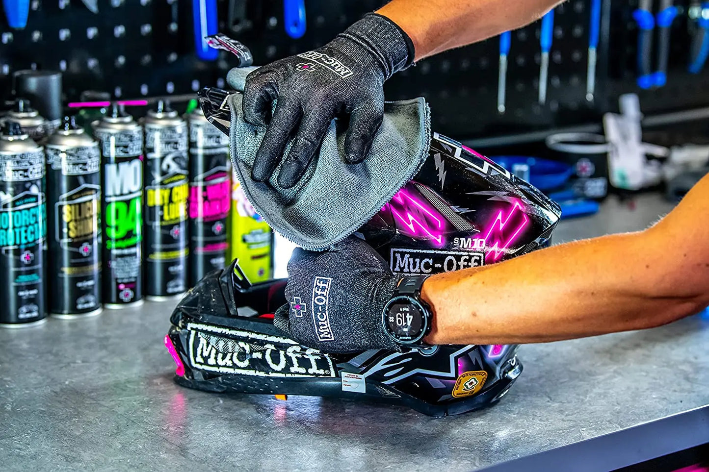 LIMPIADOR DE ANTIPARRA Y VISOR BICICLETA MUC-OFF 250ML Muc-off